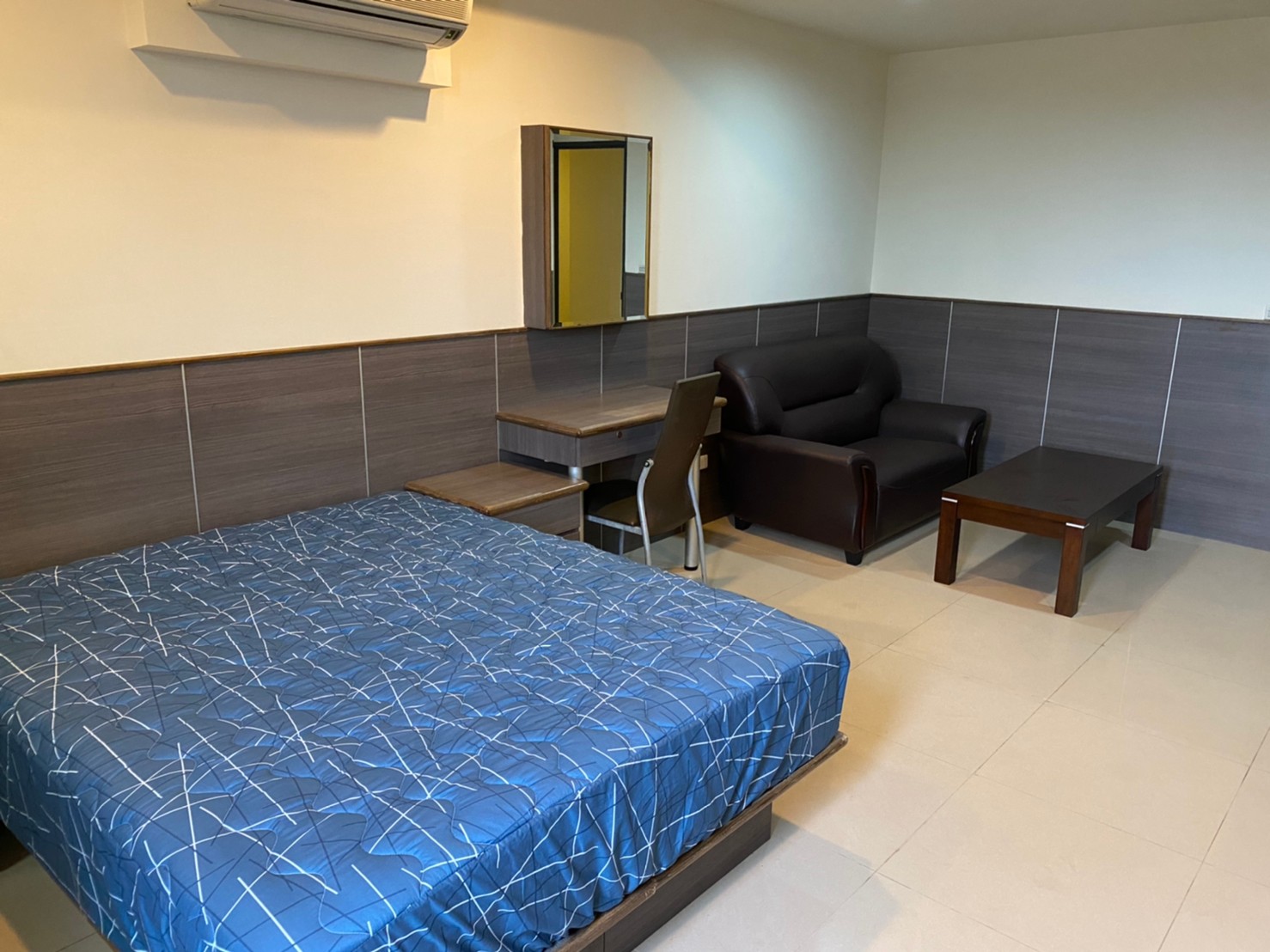 �񥨫��D�q��j�M�СD�i�i�ߡD�U������(A12)