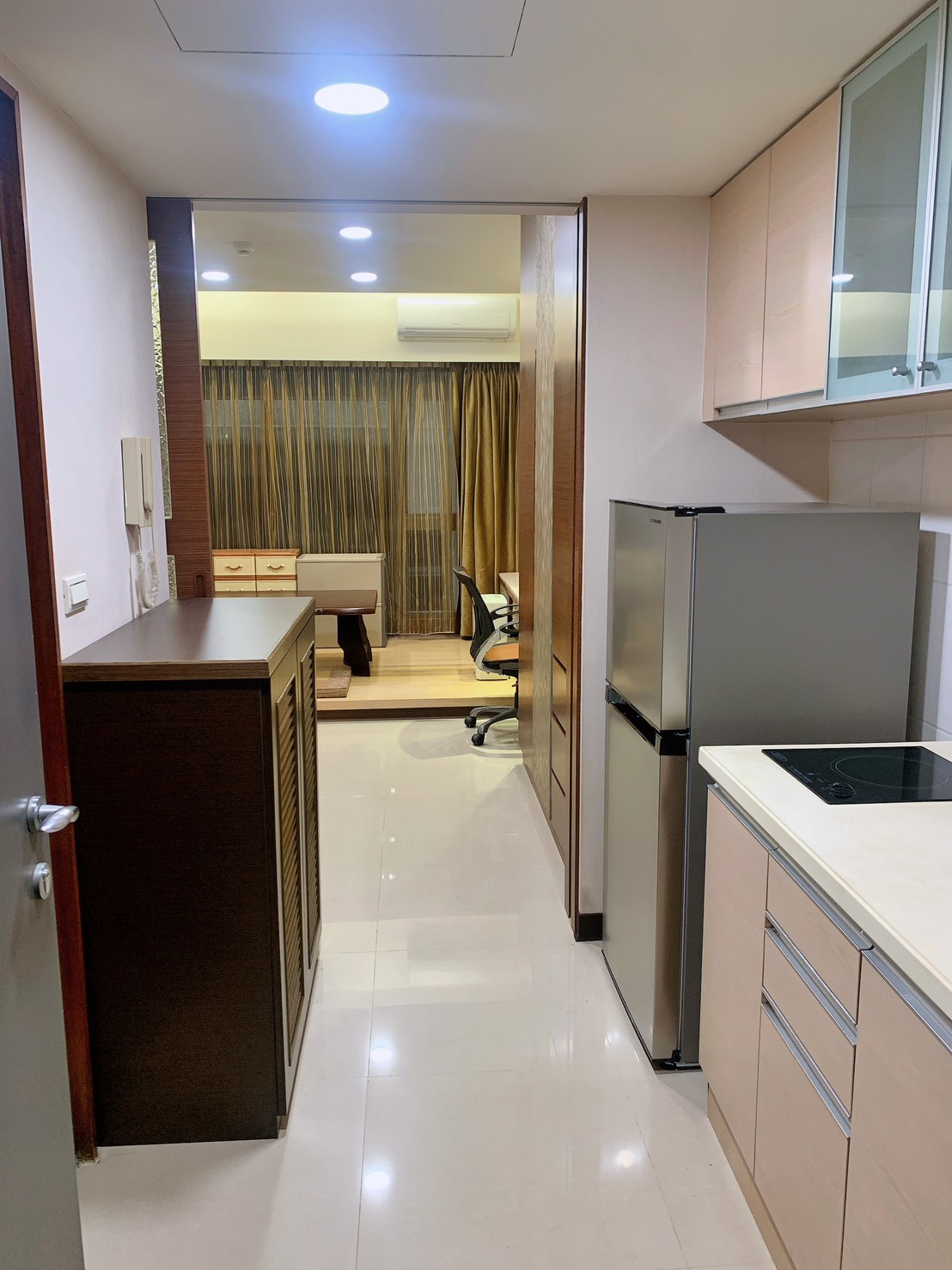 �Ϫi�D�H�D���s��z�D�W�~�D���ϡD�Ϫi������