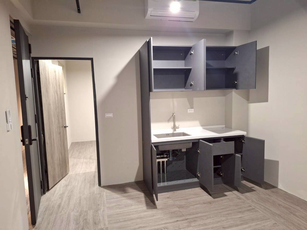 ��f�ӧQ���G�q���s��z�D���Ž�(JB2)