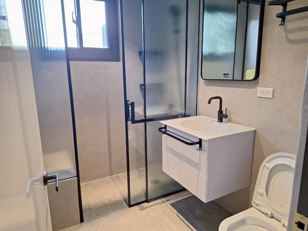 ��f�ӧQ���G�q���s��z�D���Ž�(JB3)