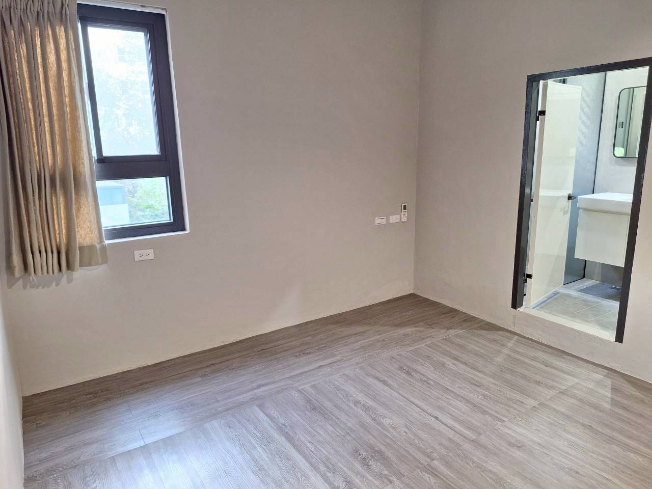 ��f�ӧQ���G�q���s��z�D���Ž�(JB4)