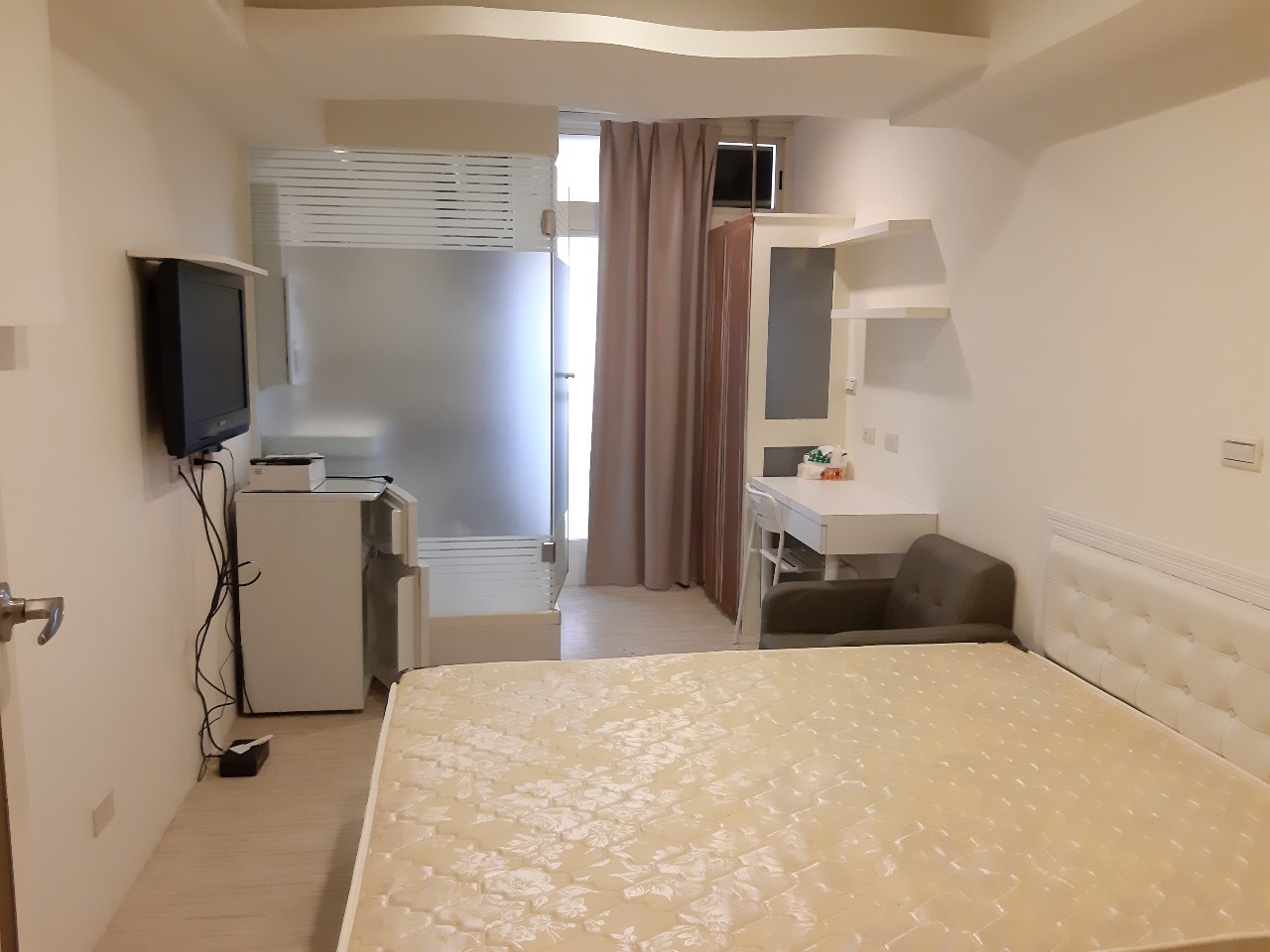 �Ь��T��q��W�~�M��(A20)