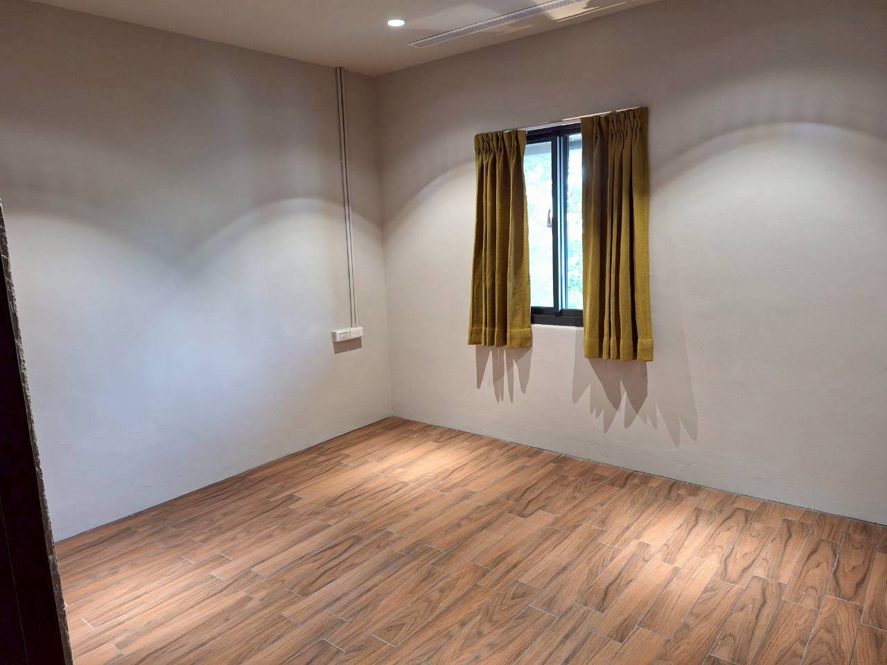 ��f�ӧQ���G�q���s��z�D���Ž�(JB62)