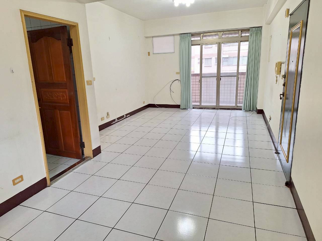 �������T�Ъ����񨮦�D�t�޲z�O(D34)