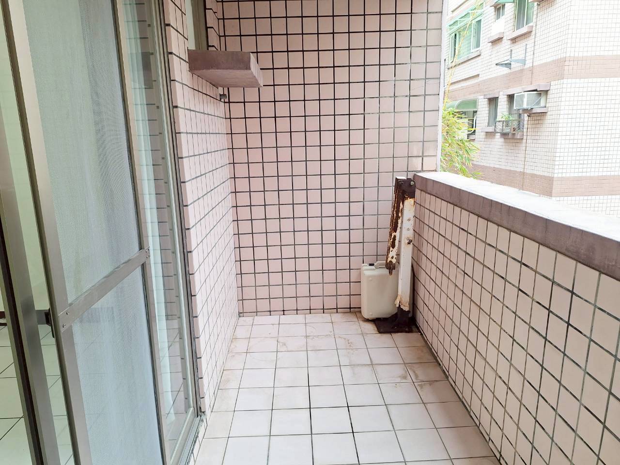 �������T�Ъ����񨮦�D�t�޲z�O(D34)