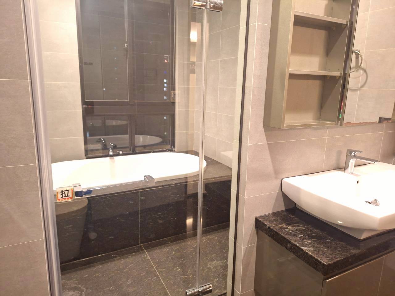 �O�ٸ��������h���СϤj�S�x�D����������G��(D54)