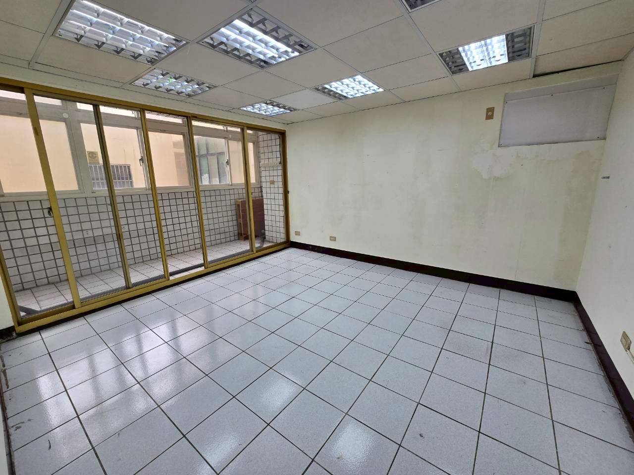 �L�˸��q�����j�ӡD���j���D�j�W��(F8)