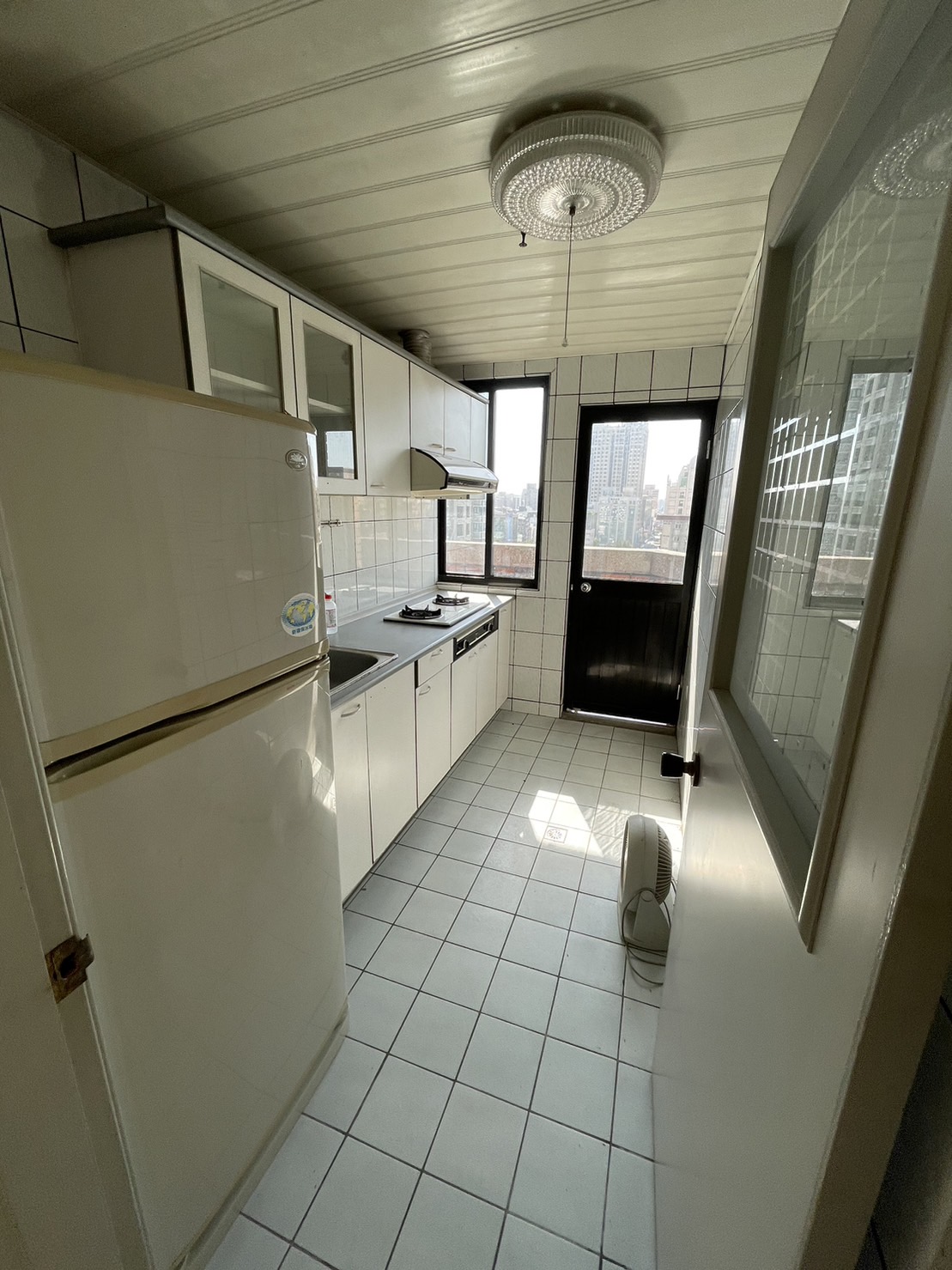 �񥨫��D�F�j���G�q�D���Ӽh�D���j���D�����񨮦�(F36)