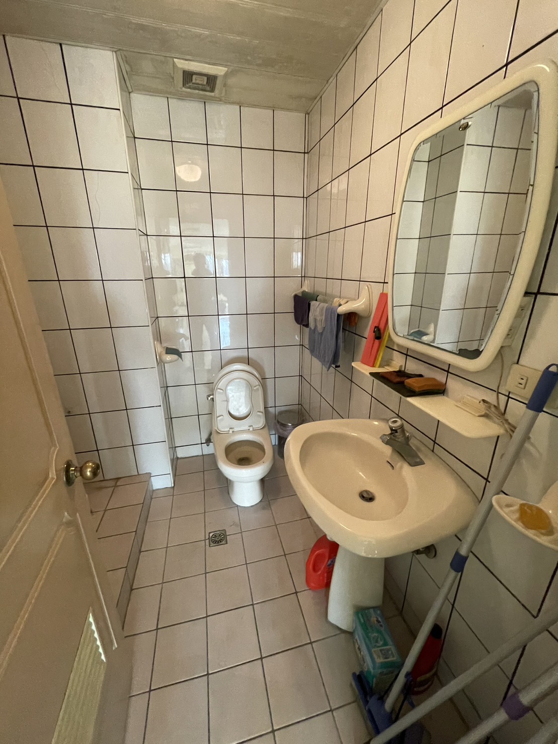 �񥨫��D�F�j���G�q�D���Ӽh�D���j���D�����񨮦�(F36)