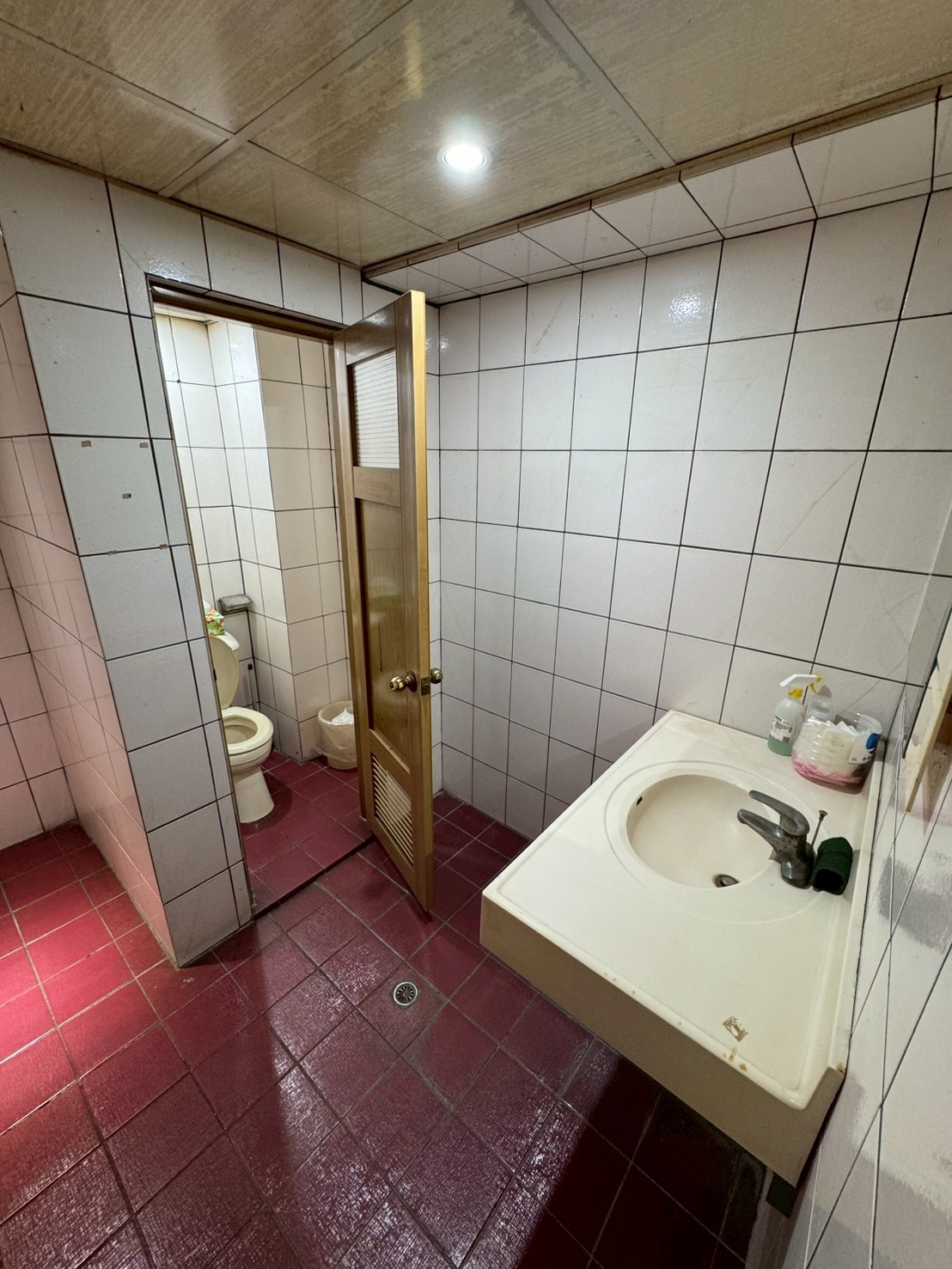 �񥨫��D�g�T�ѤU�D�p�W�ƿ줽�D�A�ӤH�u�@��(F35)