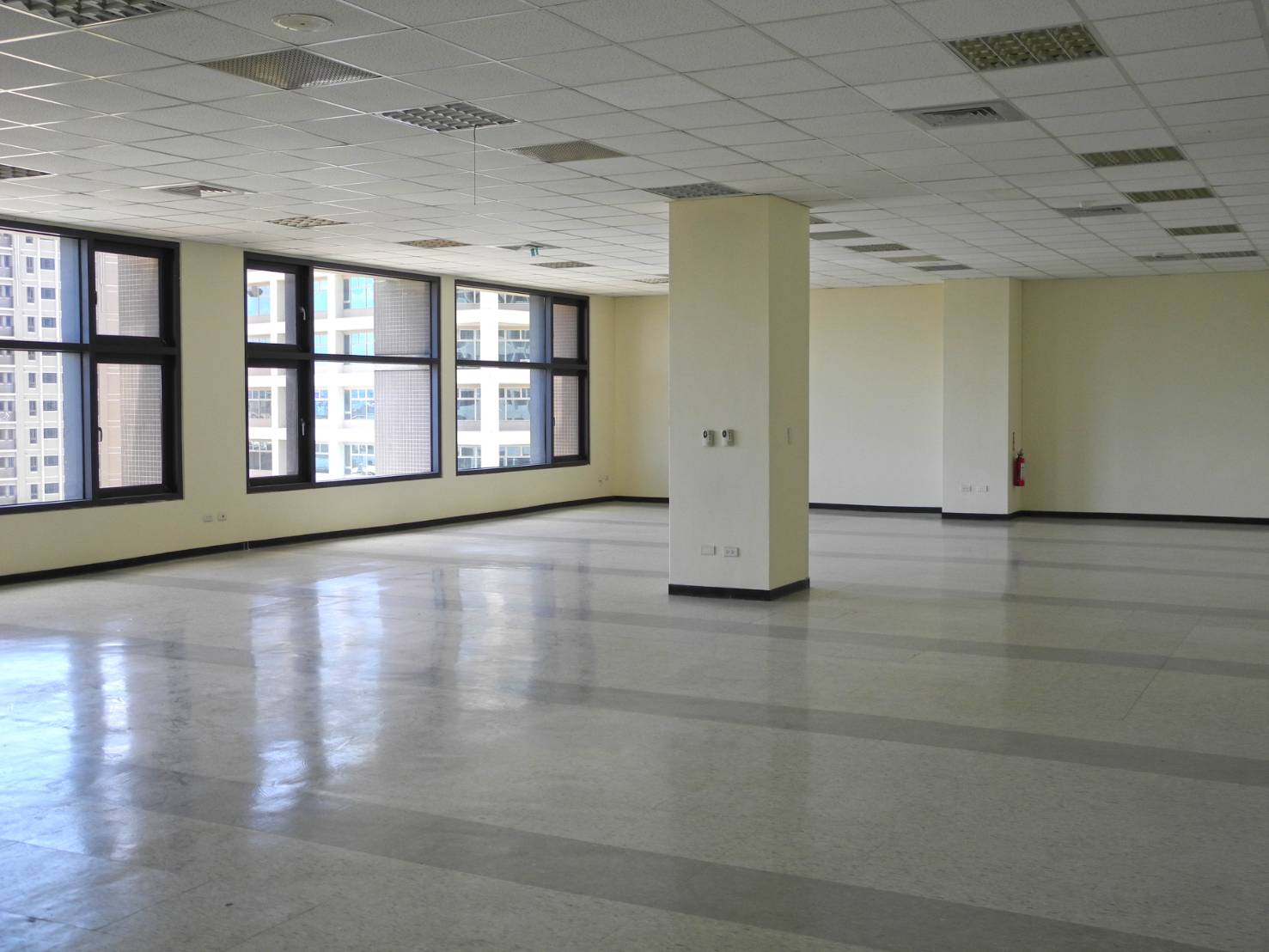 �H�����i�t�n�D�줽�ǡD���h��i��(F103)