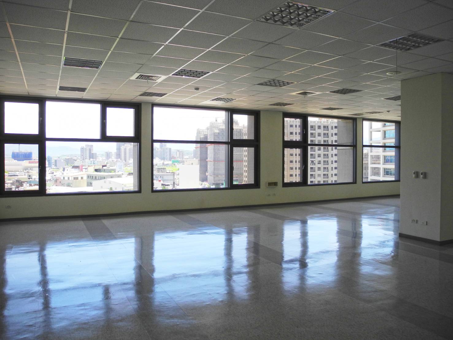 �H�����i�t�n�D�줽�ǡD���h��i��(F102)