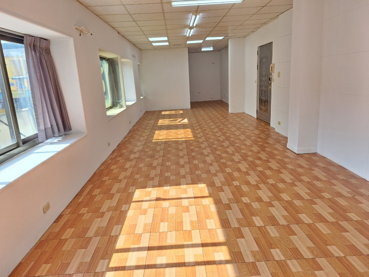 �g����G�q�p�W�ƿ줽�ǡD�ĥ���(F45)