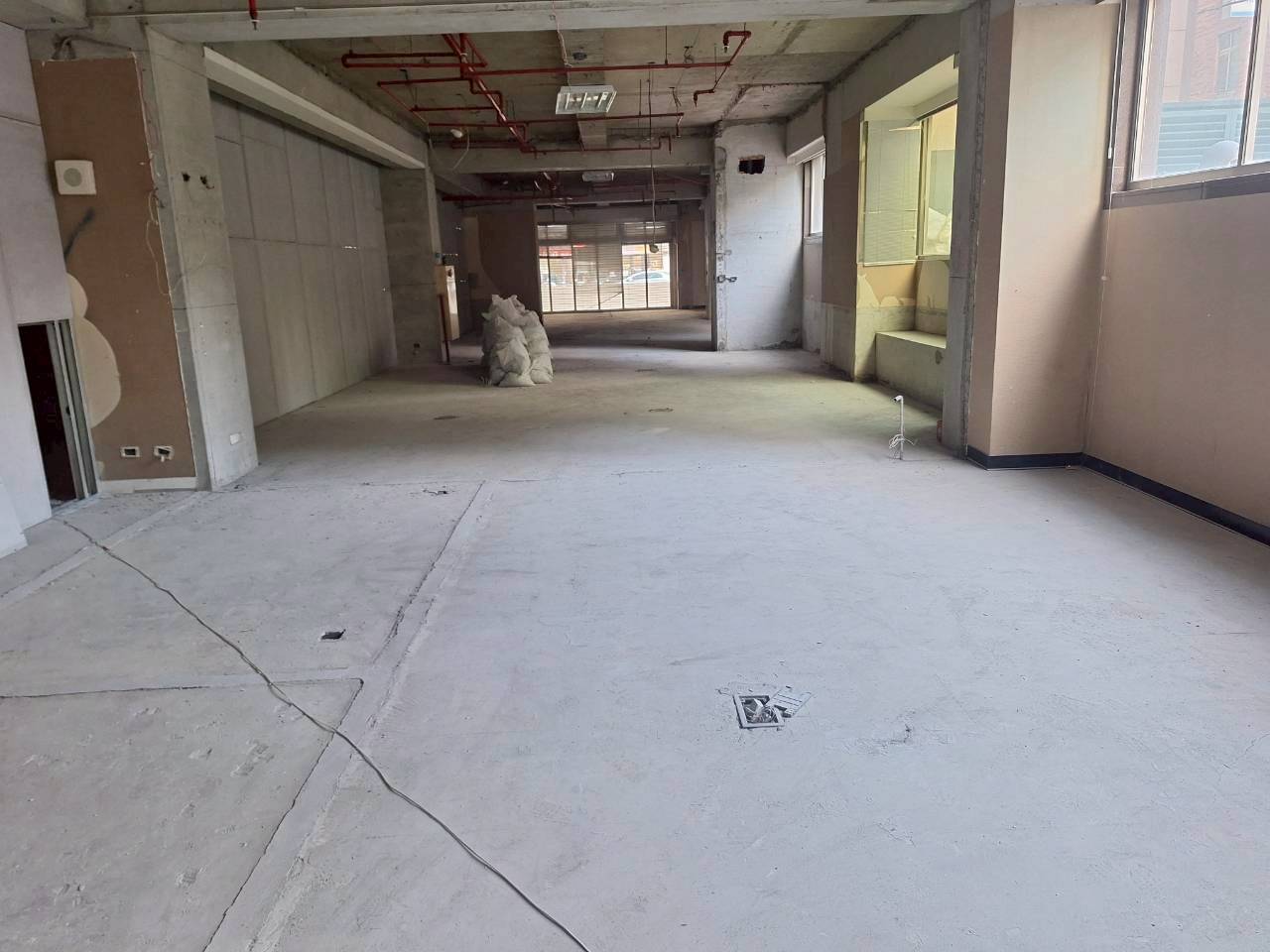 ���_���@�q�@�ӦʩW�줽�ǡD�i�߮׶E�ҵ�(F38)