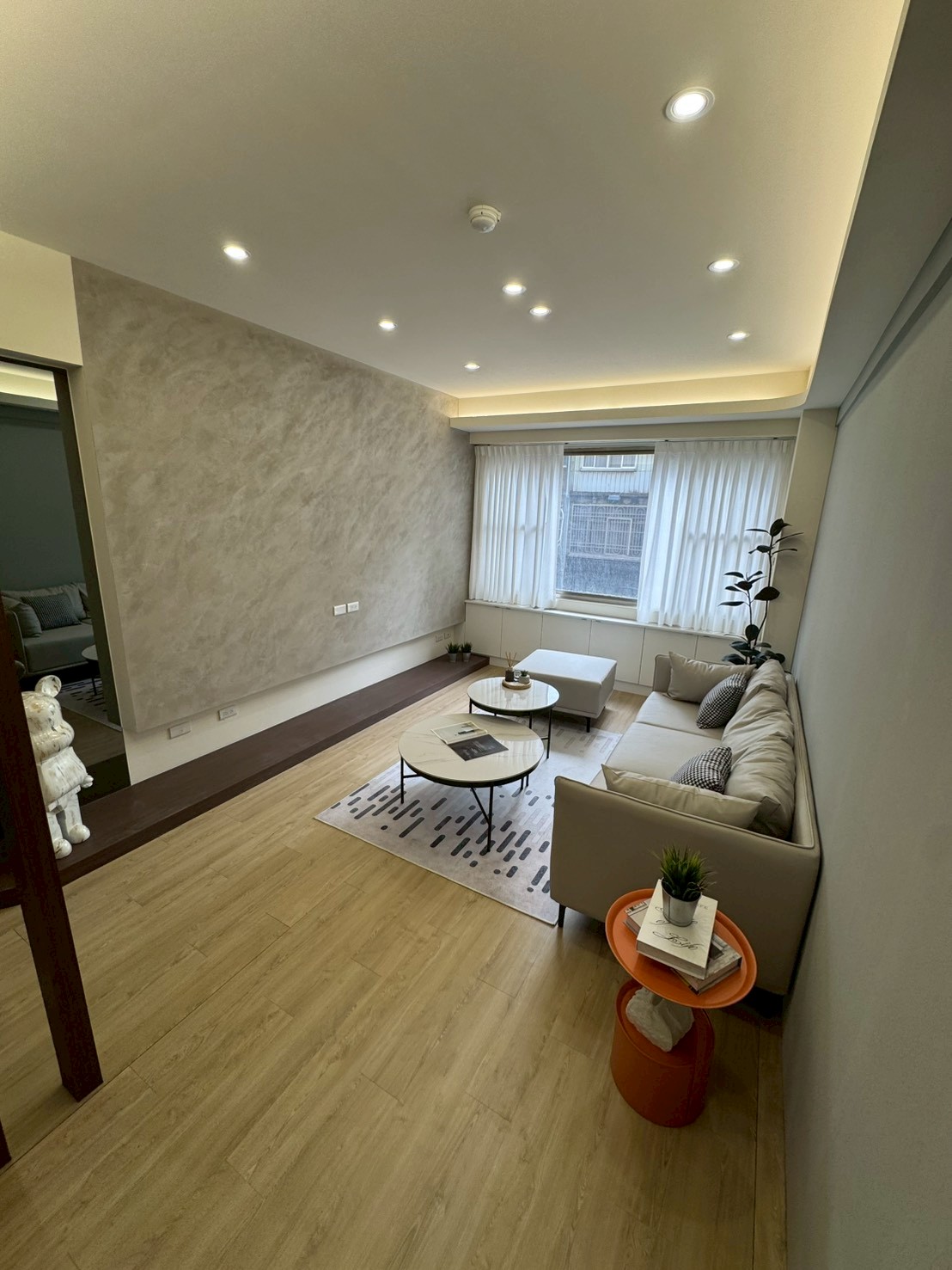 ���ڸ��D�񥨫��D�j�W����D���Ϣ��СD�íѥi��(F143)