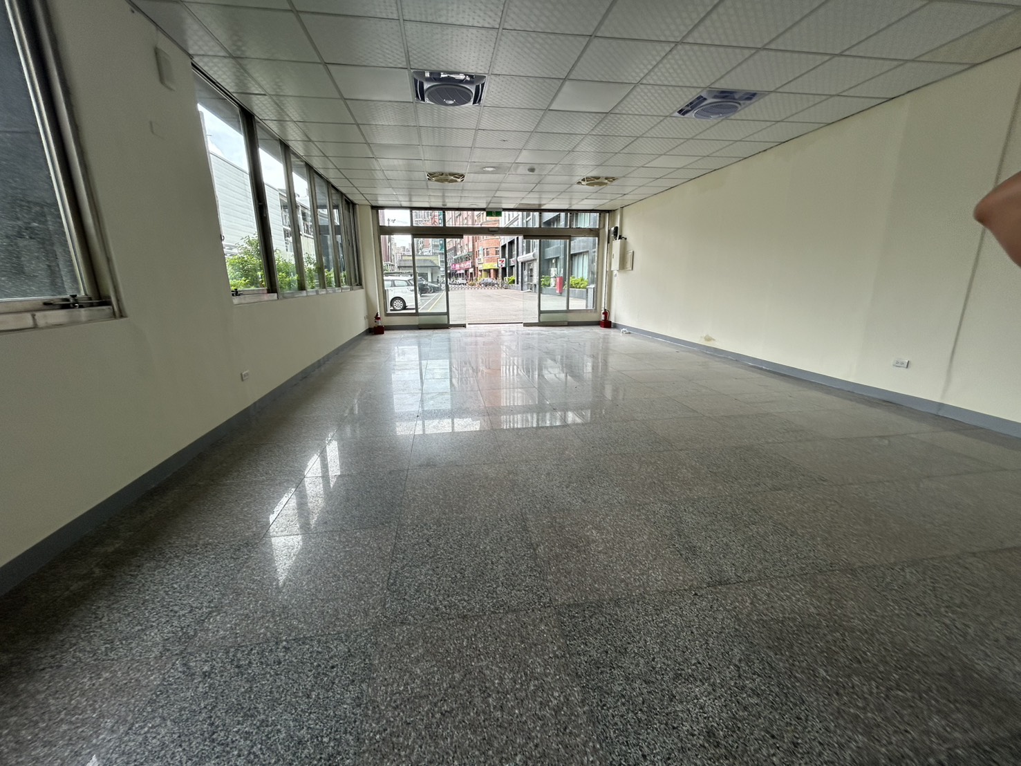 �}���p�W�Ƣ��Ӽt��D��K�i�X�D��ĵ��(JBF9)