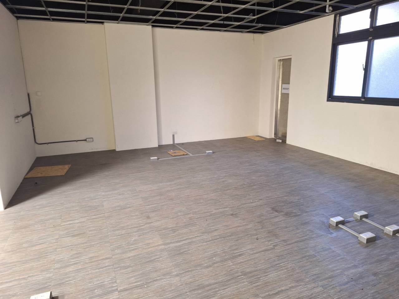 �շR���x����h�줽��(JBF6)
