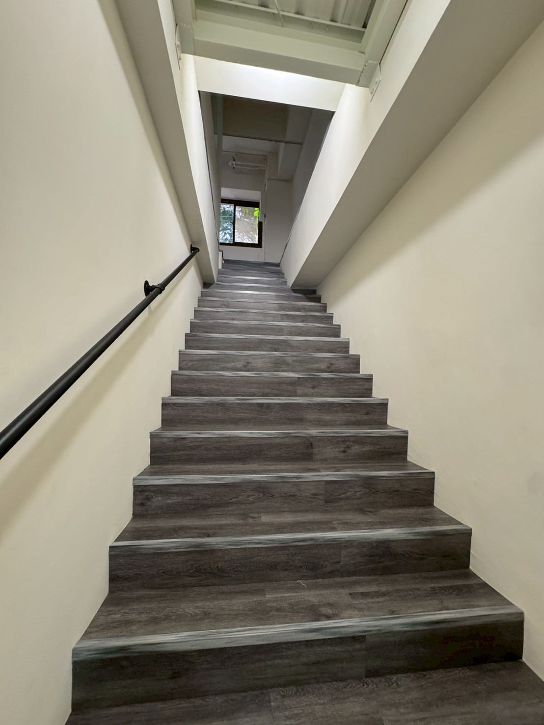 ����21�D�G�ө����D�A�줽�D�u�@��(F80)