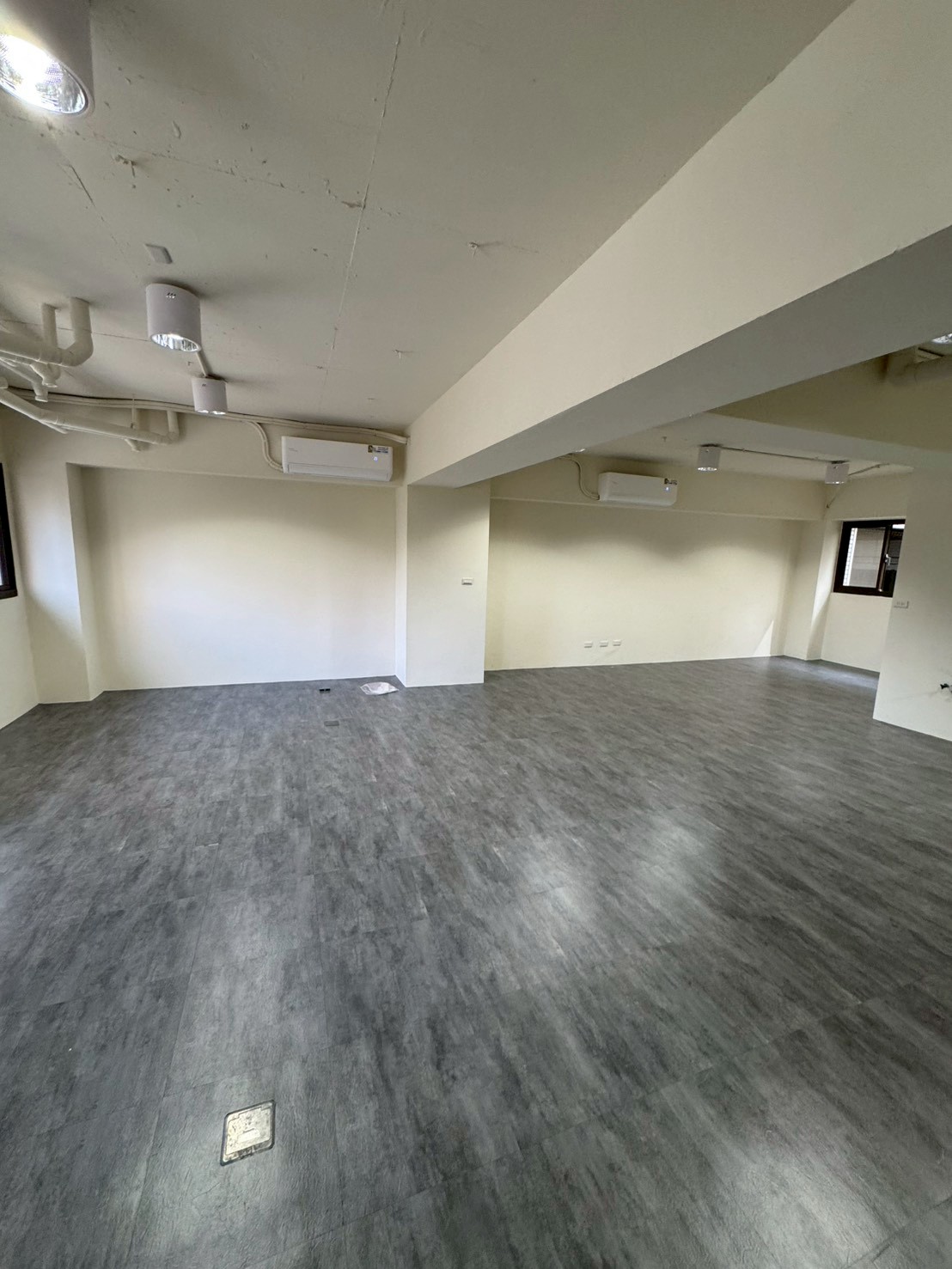 ����21�D�G�ө����D�A�줽�D�u�@��(F80)