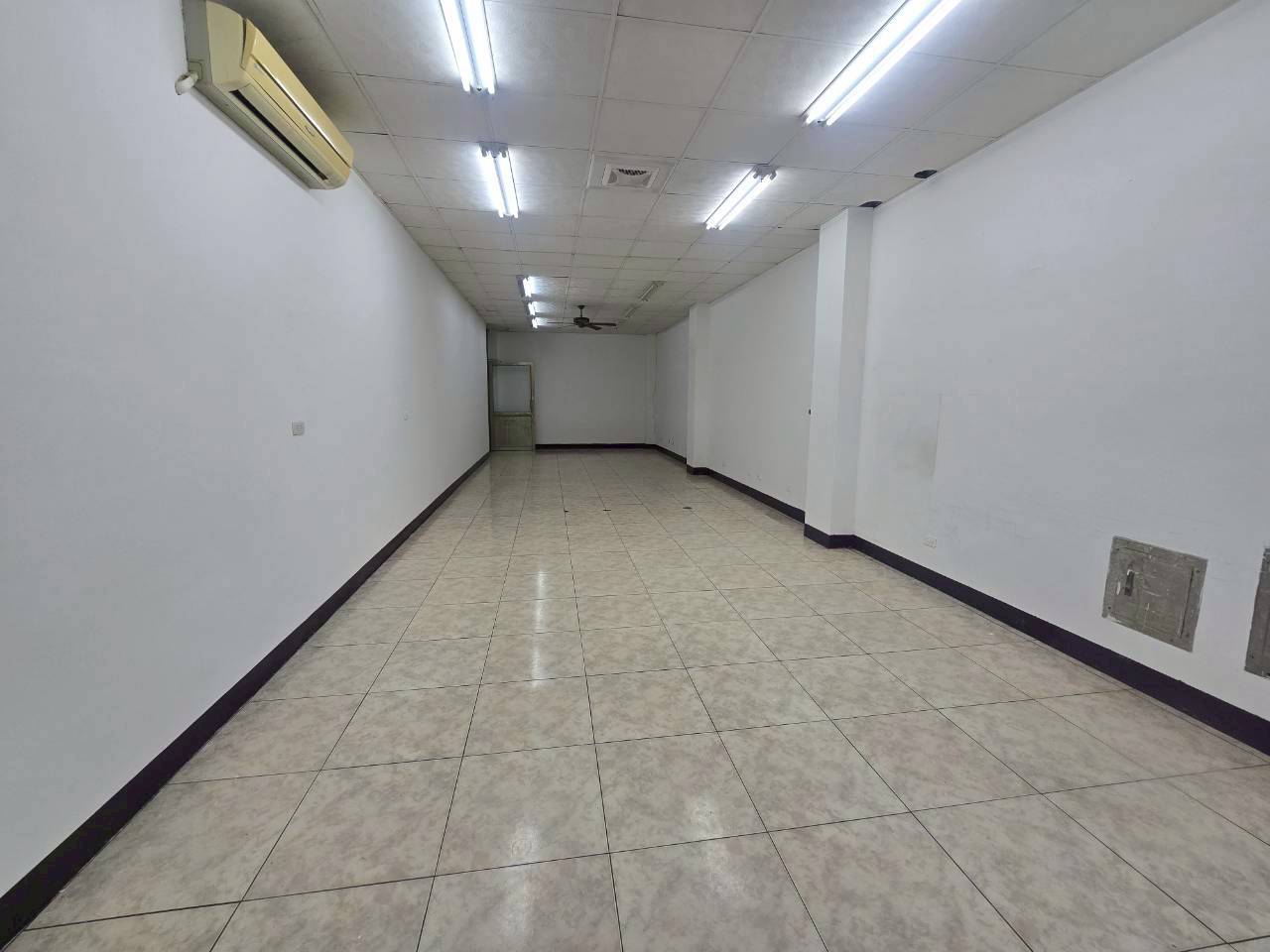 �˥����񩵥����D�j�W�ơD�����K�y�D�A�ܮw(G19)