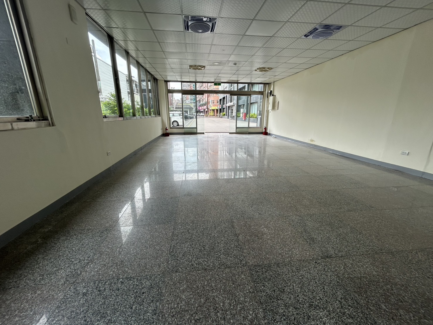 �}���p�W�Ƣ��Ӽt��D��K�i�X�D��ĵ��(G70)