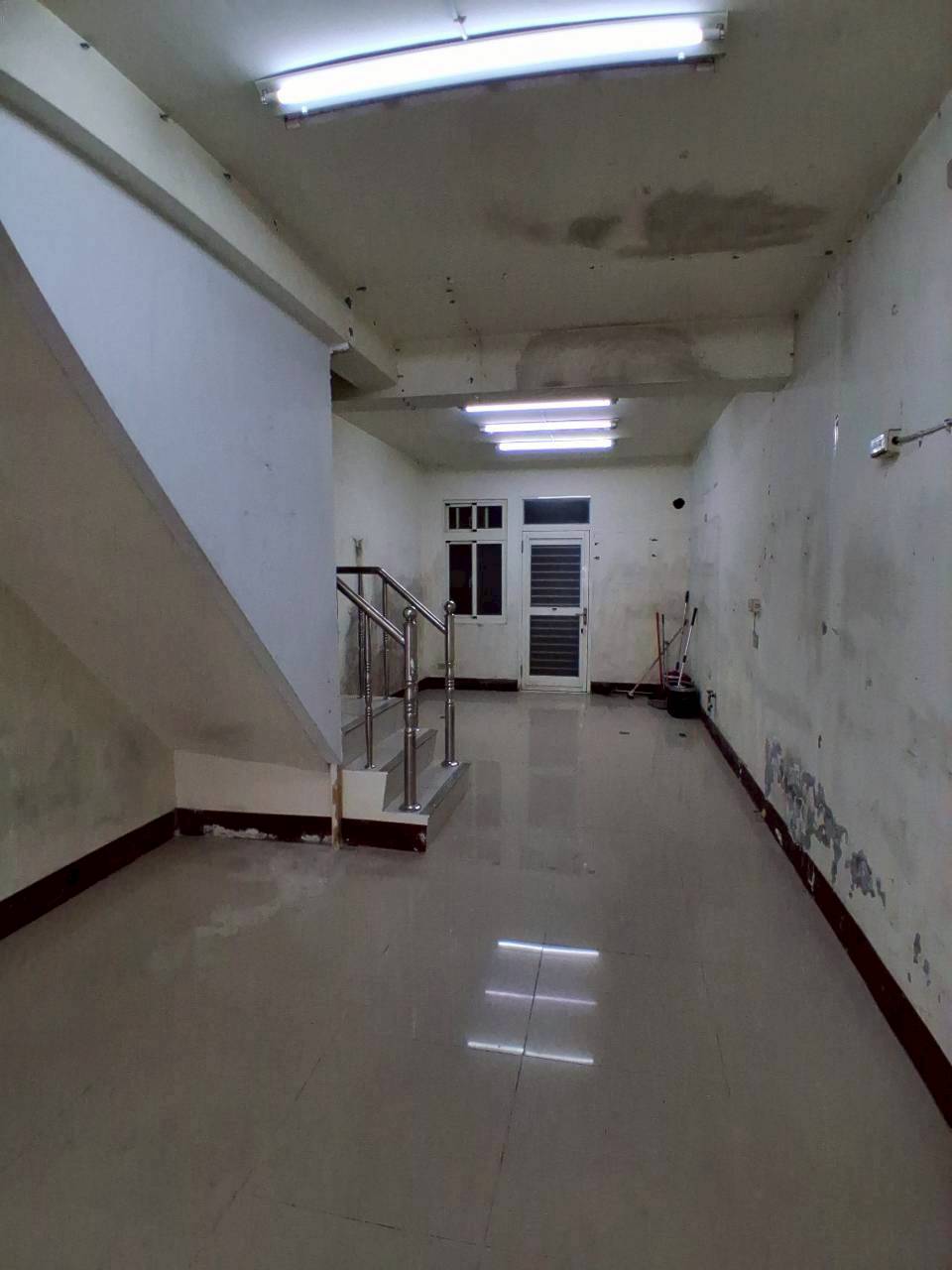 ���_�Ӱ������/�\������/�����X�@/�ʷ~�ҥi(H67)