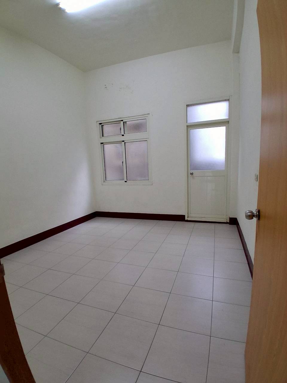 ���_�Ӱ������/�\������/�����X�@/�ʷ~�ҥi(H67)