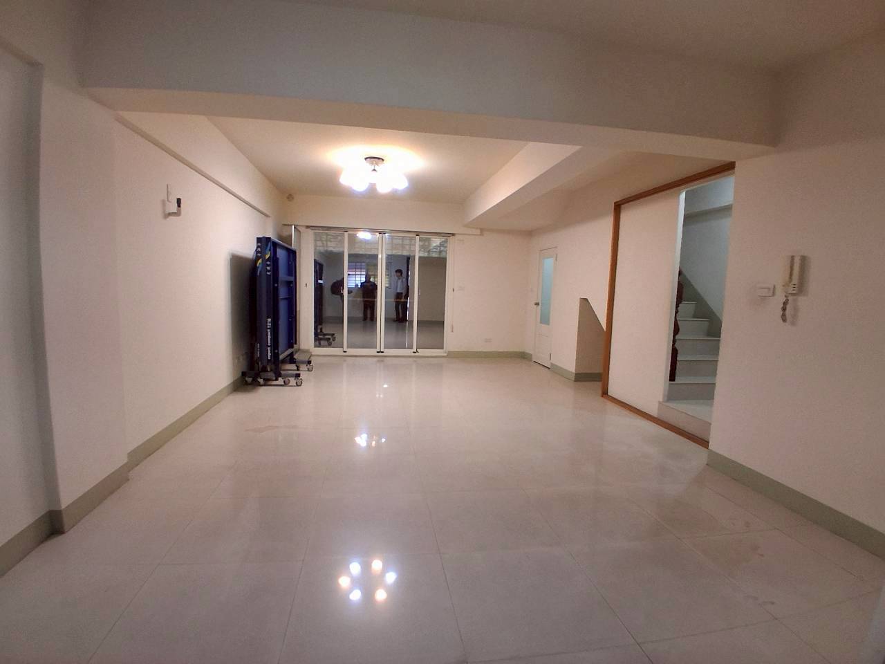 �ߨӵn�j���ʰӰ�/���e/���C/�@�ػ���/�u�@��(JBF53)