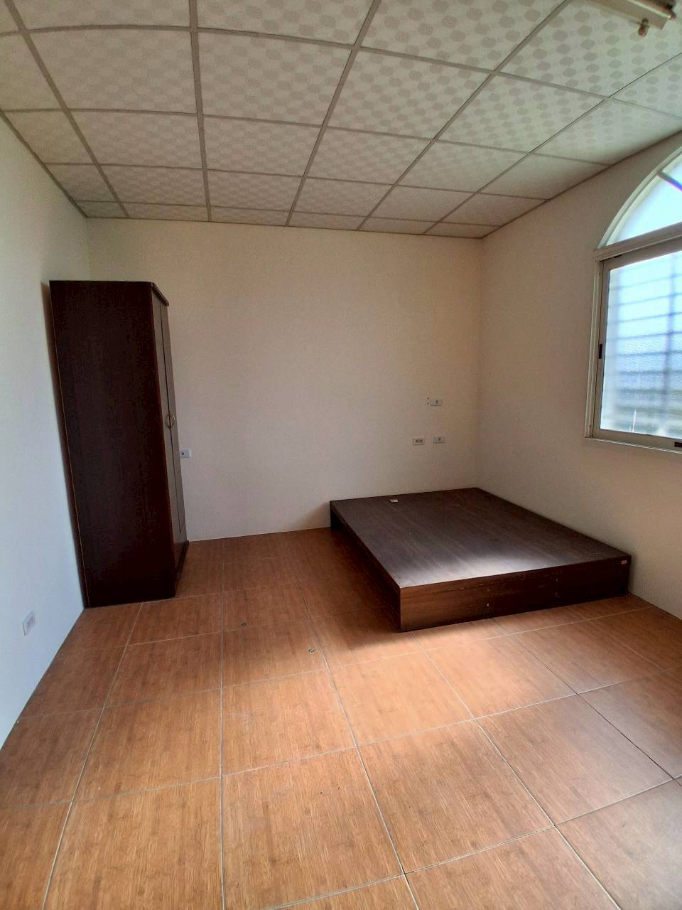 �x���\�U������/�ˤl�\�U/�a�W�������W/���ʩW������(H179)